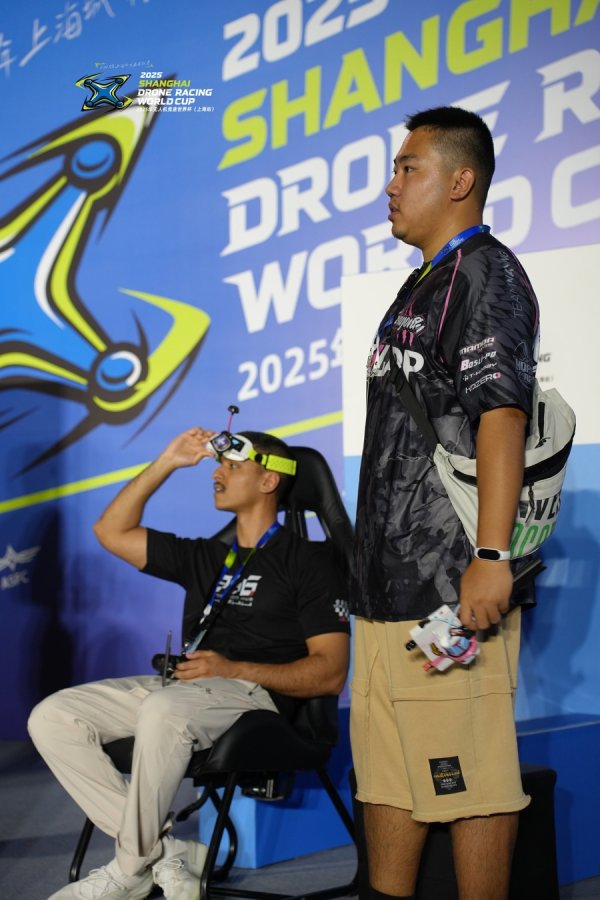 擒牛宝 无人机竞速世界杯首登中国，上海开拓体育“低空经济”